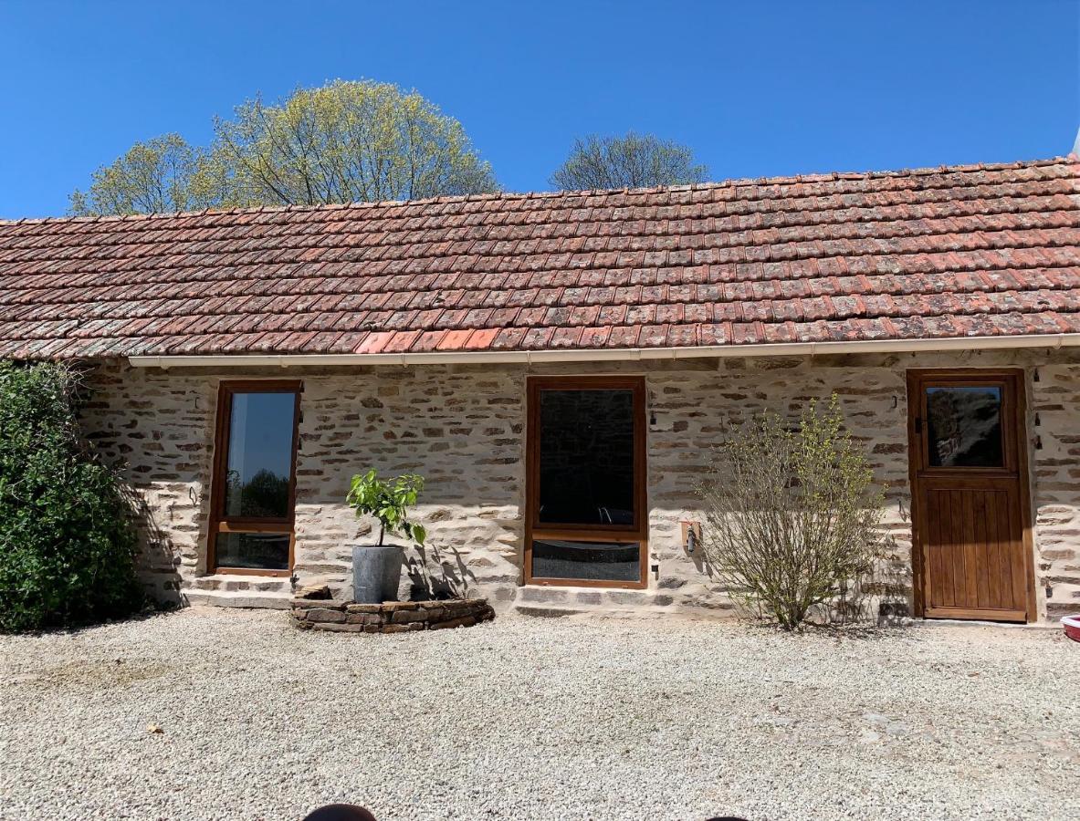 La Petite Ecurie Villa Saint-Yrieix-la-Perche Buitenkant foto