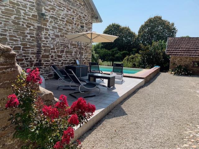 La Petite Ecurie Villa Saint-Yrieix-la-Perche Buitenkant foto