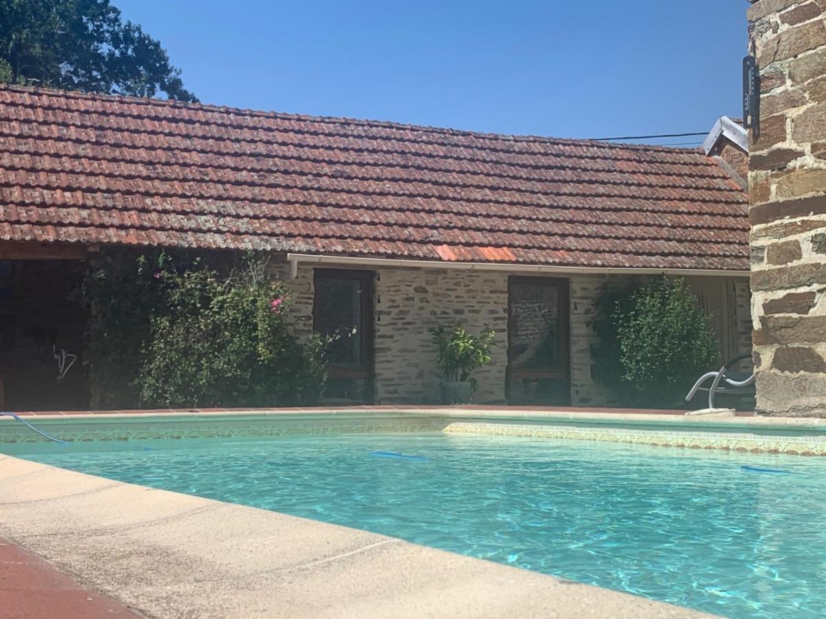 La Petite Ecurie Villa Saint-Yrieix-la-Perche Buitenkant foto