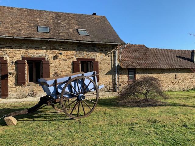 La Petite Ecurie Villa Saint-Yrieix-la-Perche Buitenkant foto