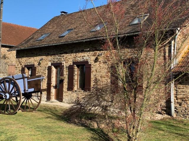 La Petite Ecurie Villa Saint-Yrieix-la-Perche Buitenkant foto
