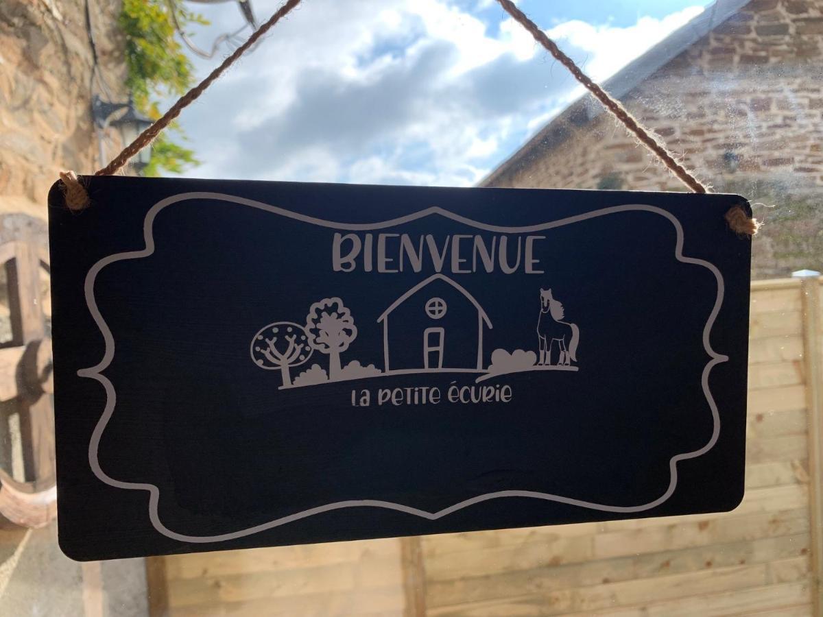 La Petite Ecurie Villa Saint-Yrieix-la-Perche Buitenkant foto